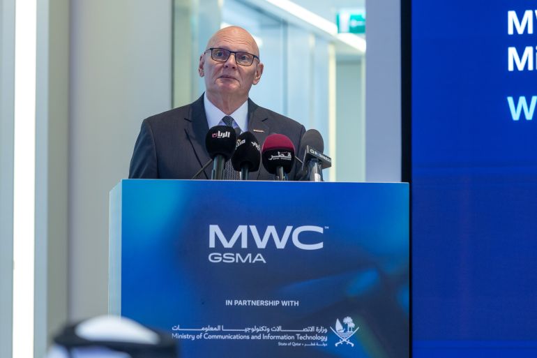 جون هوفمان، الرئيس التنفيذي لجي أس أم إيه، المؤتمر بأنه "جسر استراتيجي يربط الشرق الأوسط بالعالم"